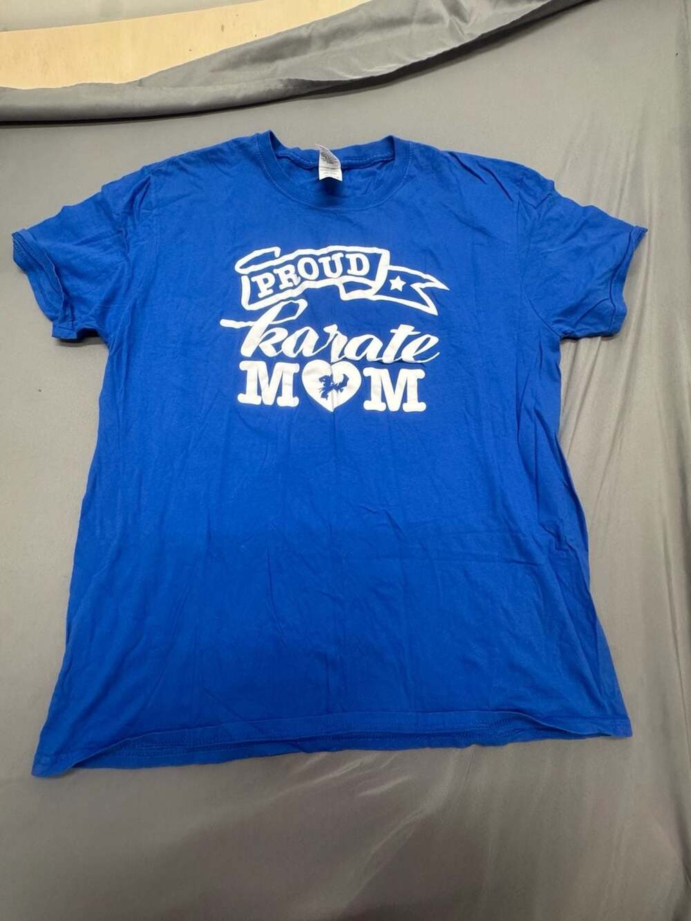 Gildan Proud Karate Mom T-Shirt Size XL Blue Graphic Softstyle